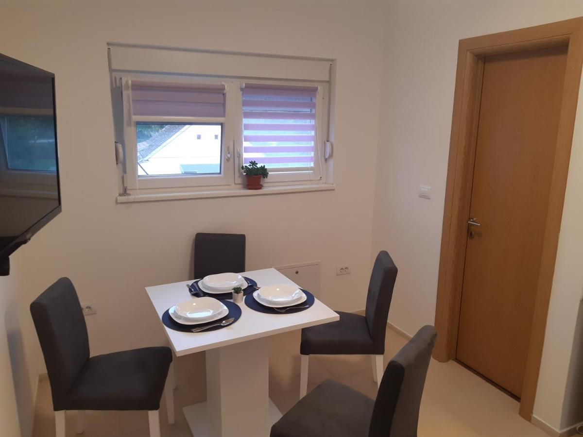 Apartamento Lux Snezana Vrdnik Exterior foto